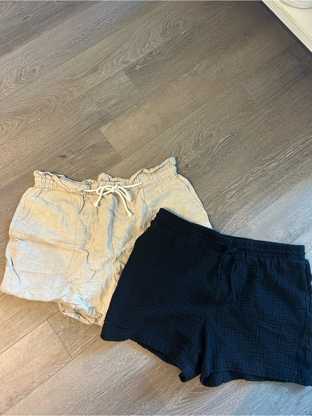 Dynamite High Waist Women’s Shorts - Black & Beige